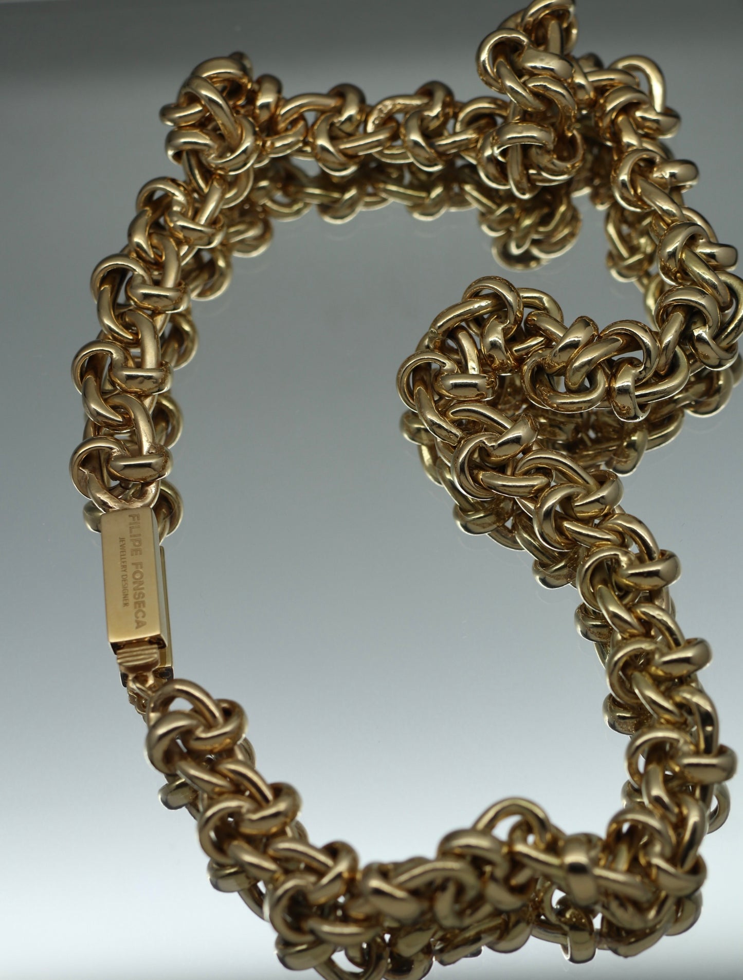 D'OURO MARGEM COLAR