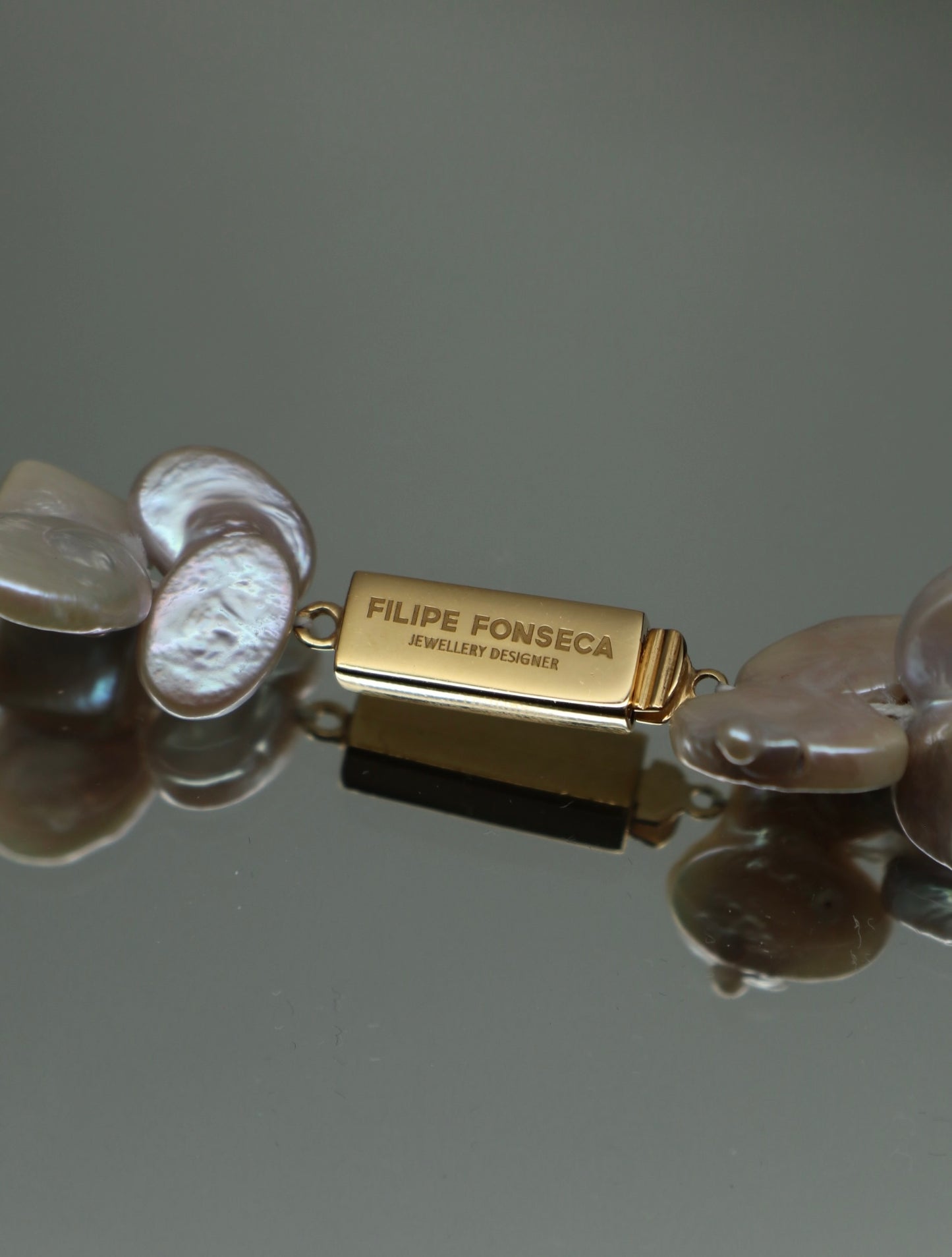 D'OURO FILIGRANA COLAR COM PÉROLAS